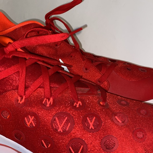 NWOB Nike Men's Zoom Red Hyper quickness 2015 Basketball Shoes - Picture 7 of 12